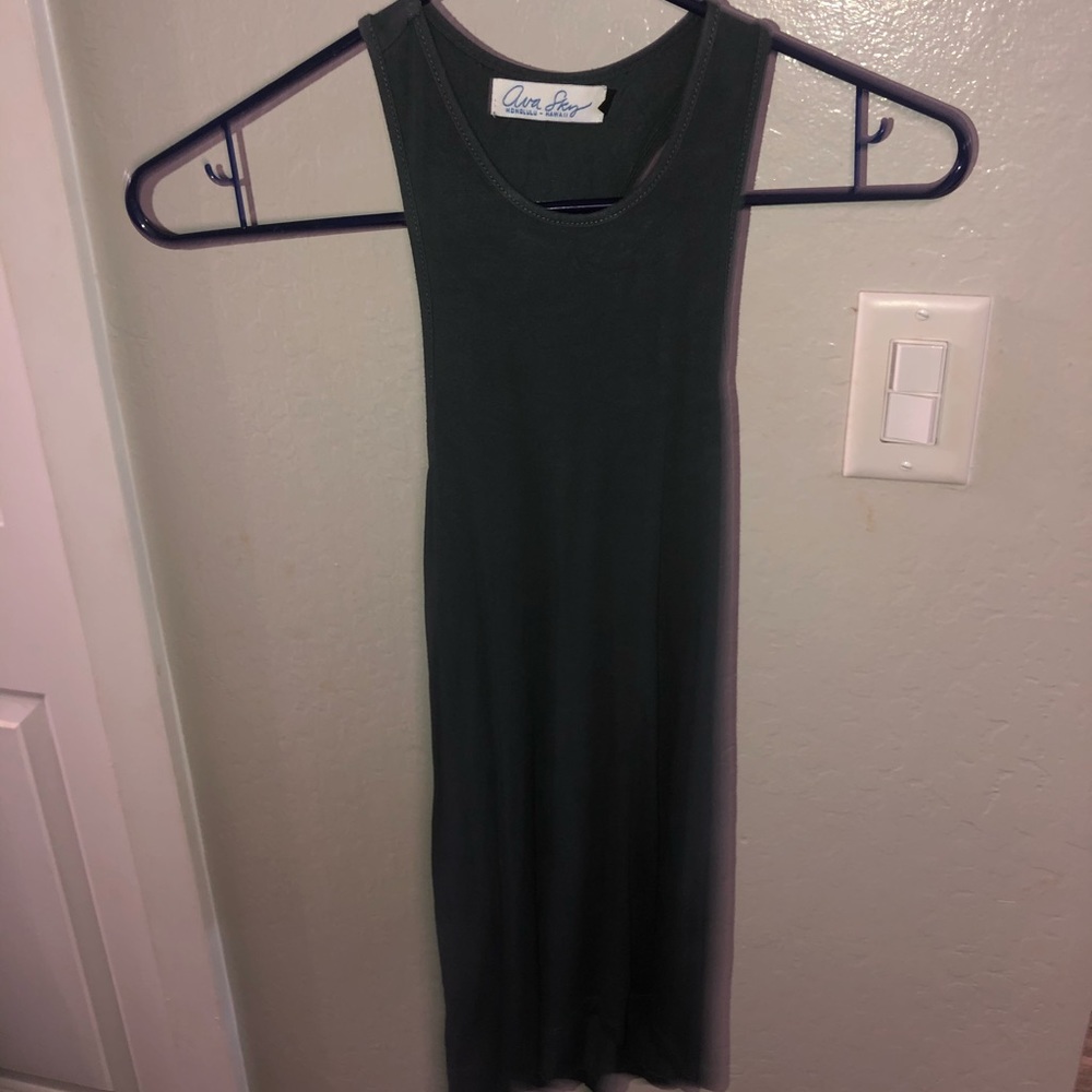 Fighting eel tempo tank size medium